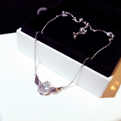 Beautiful Angel's Wing Necklace